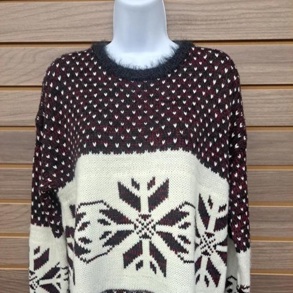 Snowflakes Pattern Sweater